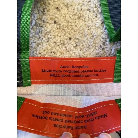 Aerie Christmas Holiday Reusable Shopping Gift Tote Bag 2023 - Picture 5 of 5